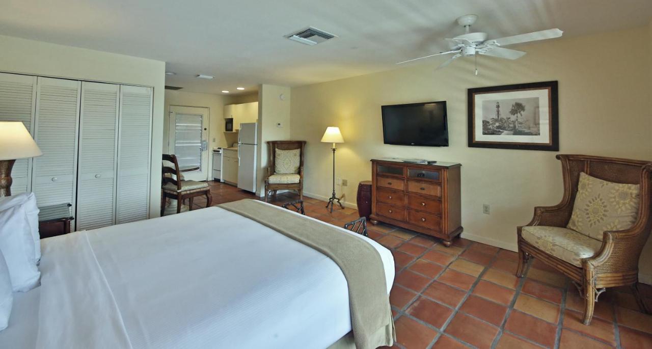 Song Of The Sea Hotel Sanibel Exterior photo